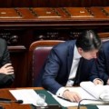 Governo: vertice economico, poi il punto sui migranti