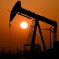 Petrolio:Goldman Sachs,rialzo prezzi anche con choc economia