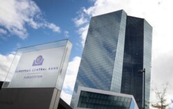 Bce: possibile una recessione invernale, i tassi devono salire