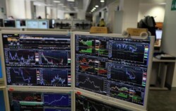 Indice Pmi Cina sale a 55 punti, bene anche la Russia